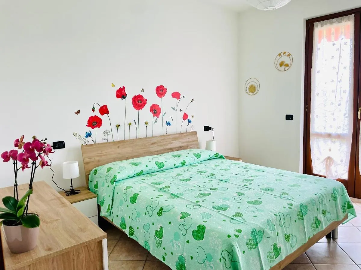 Apartment Ferienwohnung Il Fienile Di Manerba Manerba del Garda Italien