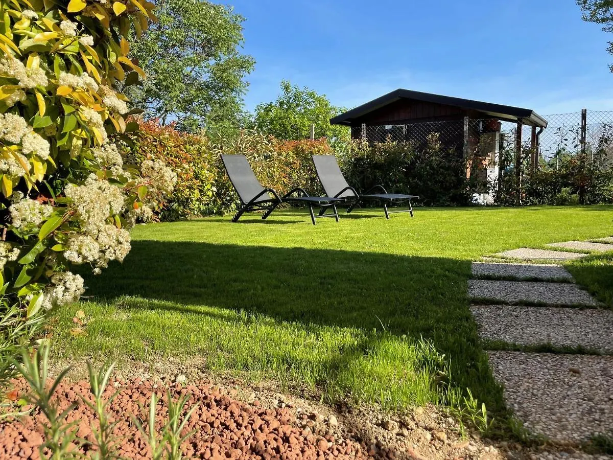 Apartment Ferienwohnung Il Fienile Di Manerba Manerba del Garda